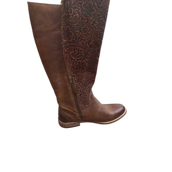 Lucchese Spirit Cowboy Boots Floral Tooled Leather Boots Size 8.5 Handcrafted - Picture 7 of 10